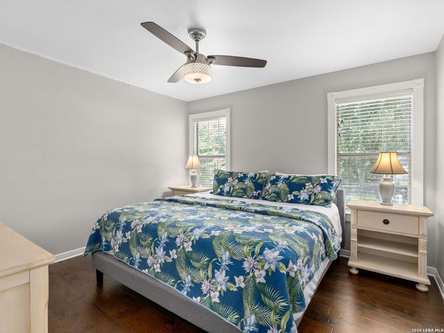 230 W HOSACK ST, Boerne, TX 78006