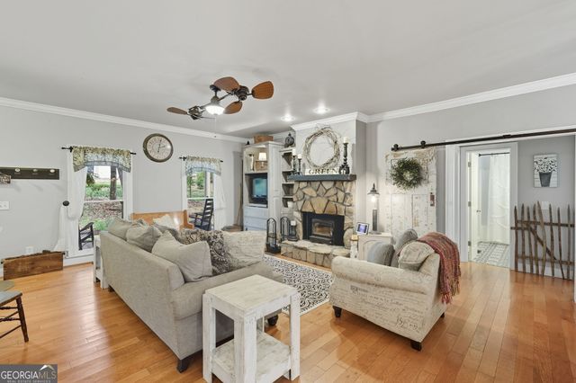 399 Grindstone Creek Drive, Clarkesville, GA 30523