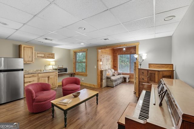 399 Grindstone Creek Drive, Clarkesville, GA 30523