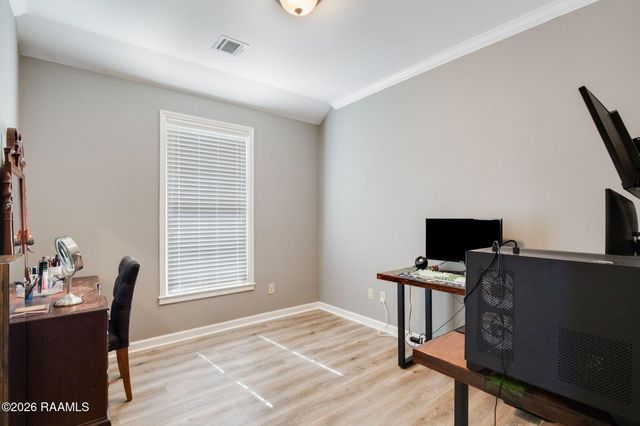 109 Fallstone Road, Youngsville, LA 70592