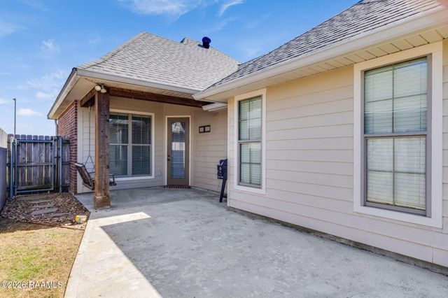 109 Fallstone Road, Youngsville, LA 70592