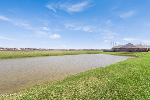 109 Fallstone Road, Youngsville, LA 70592