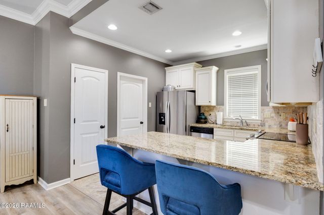 109 Fallstone Road, Youngsville, LA 70592