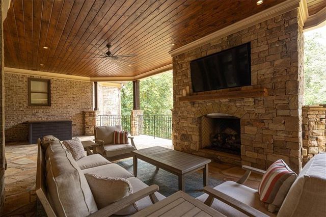 1011 Highgrove Drive, Monroe, GA 30655