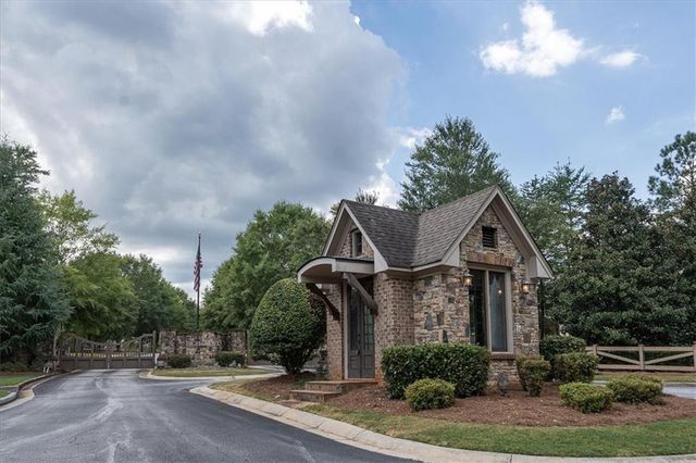 1011 Highgrove Drive, Monroe, GA 30655