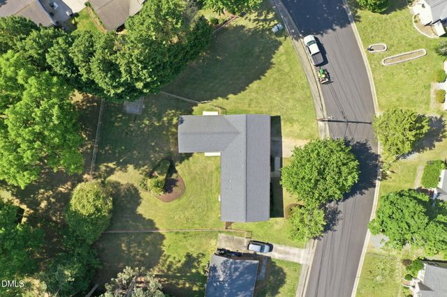 1905 Whitsett Street, Burlington, NC 27215