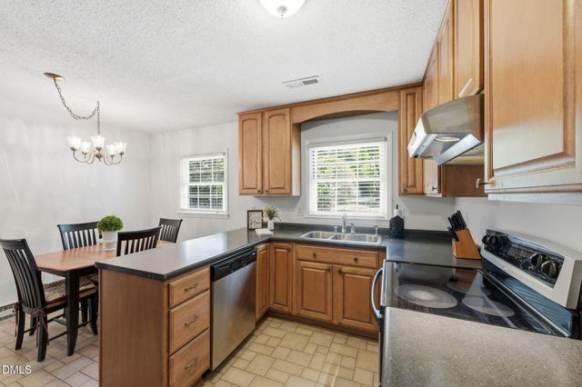 1905 Whitsett Street, Burlington, NC 27215