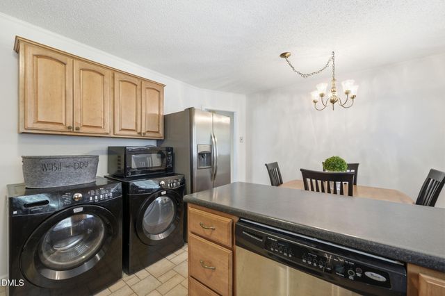 1905 Whitsett Street, Burlington, NC 27215