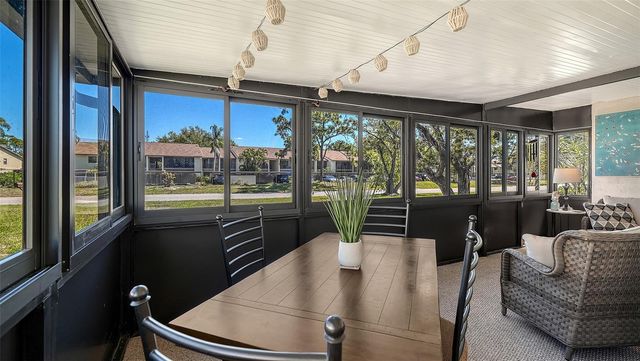 712 WHITE PINE TREE ROAD 77, Venice, FL 34285