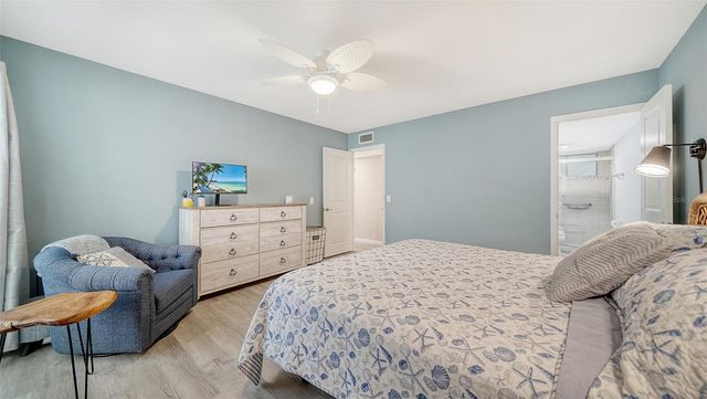 712 WHITE PINE TREE ROAD 77, Venice, FL 34285