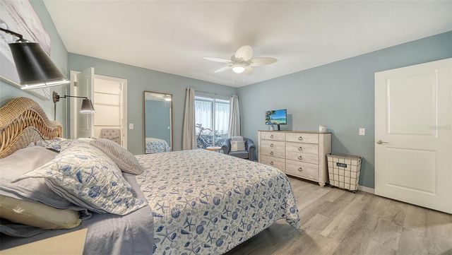 712 WHITE PINE TREE ROAD 77, Venice, FL 34285