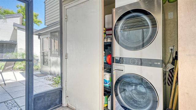 712 WHITE PINE TREE ROAD 77, Venice, FL 34285