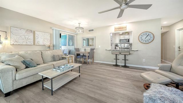 712 WHITE PINE TREE ROAD 77, Venice, FL 34285