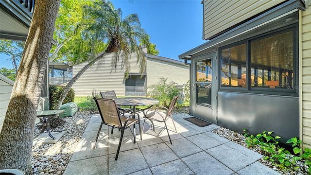 712 WHITE PINE TREE ROAD 77, Venice, FL 34285