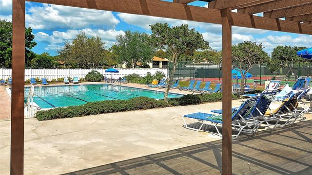 712 WHITE PINE TREE ROAD 77, Venice, FL 34285