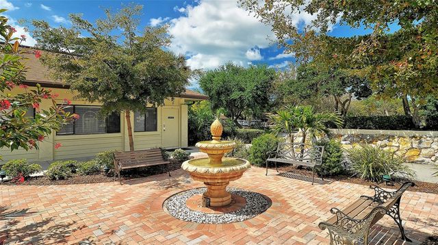 712 WHITE PINE TREE ROAD 77, Venice, FL 34285