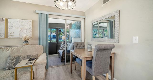 712 WHITE PINE TREE ROAD 77, Venice, FL 34285