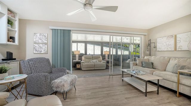 712 WHITE PINE TREE ROAD 77, Venice, FL 34285