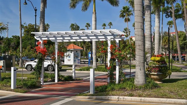 712 WHITE PINE TREE ROAD 77, Venice, FL 34285