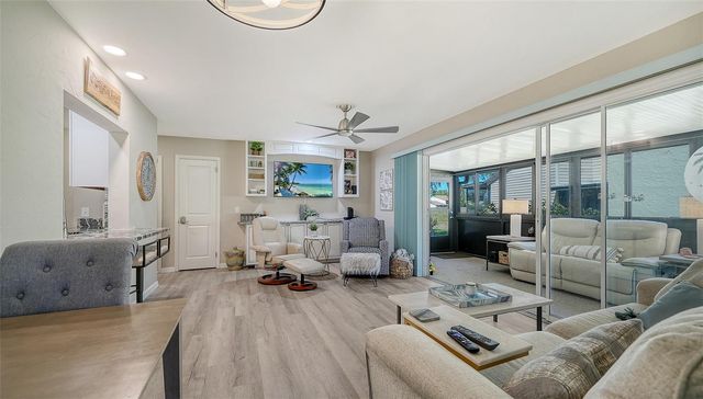 712 WHITE PINE TREE ROAD 77, Venice, FL 34285