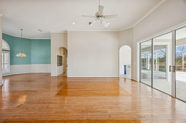 329 Marsh Point Cir, St Augustine, FL 32080