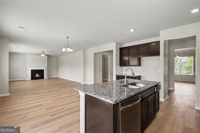 391 Lead Way, Jonesboro, GA 30238