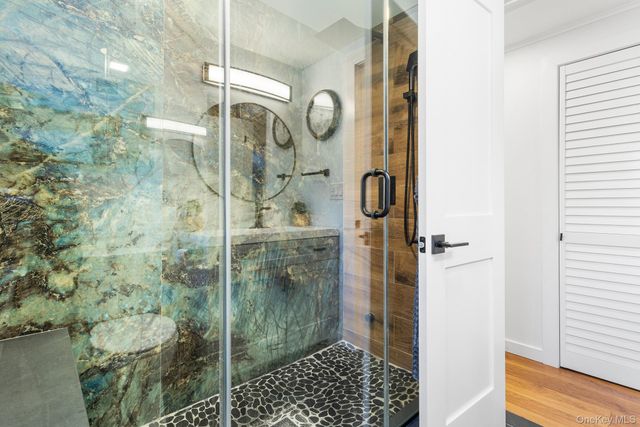 43 Lewis Court, Huntington Station, NY 11746