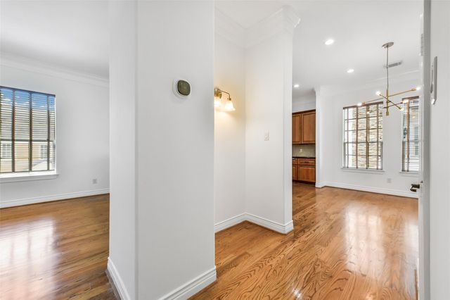 1529 Rosewood Street, Houston, TX 77004