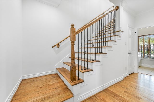 1529 Rosewood Street, Houston, TX 77004