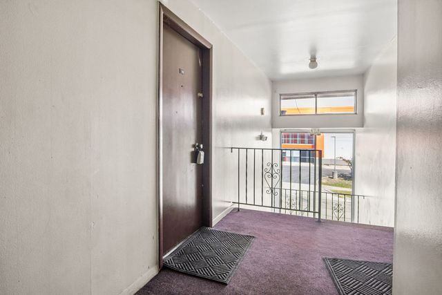 2500 Mark Thomas Lane 7A, Hanover Park, IL 60133