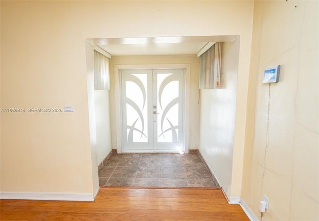 2010 NW 185th Ter, Miami Gardens, FL 33056