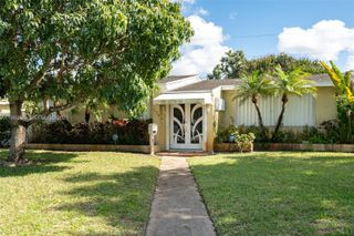 2010 NW 185th Ter, Miami Gardens, FL 33056