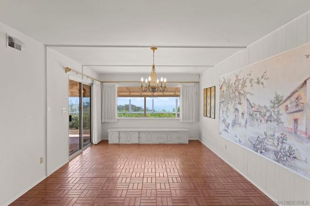 6432 Cardeno Dr, La Jolla, CA 92037
