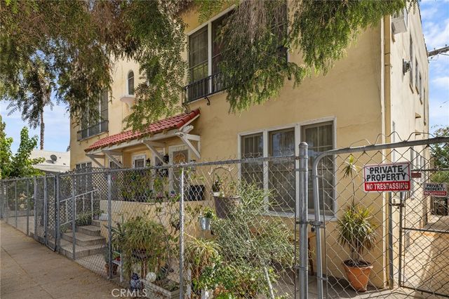 1185 Edgemont, Los Angeles, CA 90026