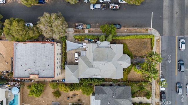 1185 Edgemont, Los Angeles, CA 90026