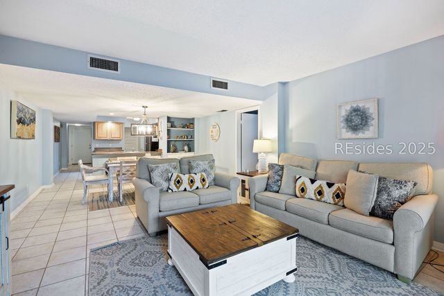 11 S Forest Beach Dr Apt 422, Hilton Head Island, SC 29928