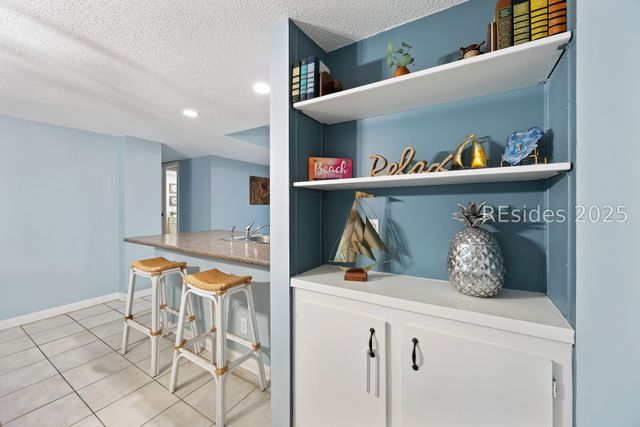 11 S Forest Beach Dr Apt 422, Hilton Head Island, SC 29928