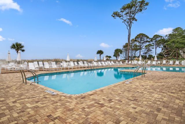 11 S Forest Beach Dr Apt 422, Hilton Head Island, SC 29928