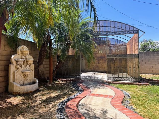 128 N Dommer, Walnut, CA 91789
