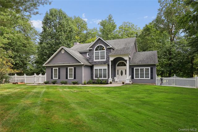 220 N Little Tor Road, New City, NY 10956