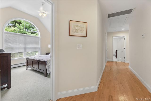 220 N Little Tor Road, New City, NY 10956