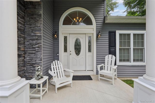 220 N Little Tor Road, New City, NY 10956