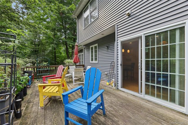 220 N Little Tor Road, New City, NY 10956