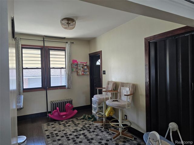 3376 Holbrook Street, Hamtramck, MI 48212