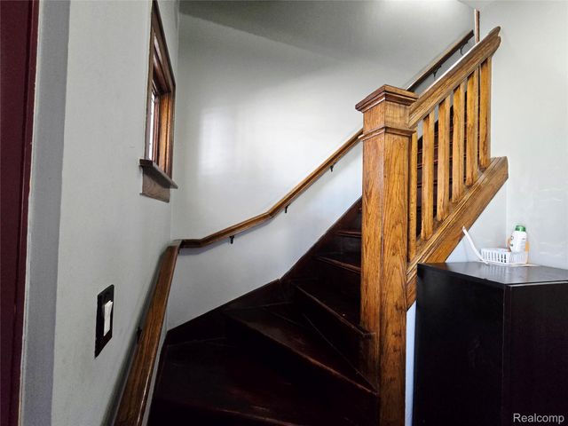 3376 Holbrook Street, Hamtramck, MI 48212