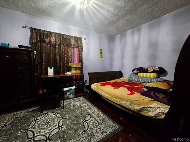 3376 Holbrook Street, Hamtramck, MI 48212