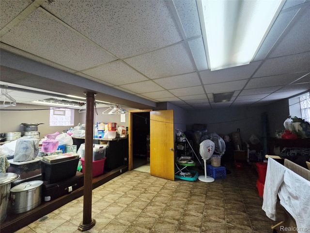 3376 Holbrook Street, Hamtramck, MI 48212