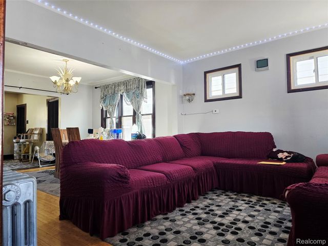 3376 Holbrook Street, Hamtramck, MI 48212