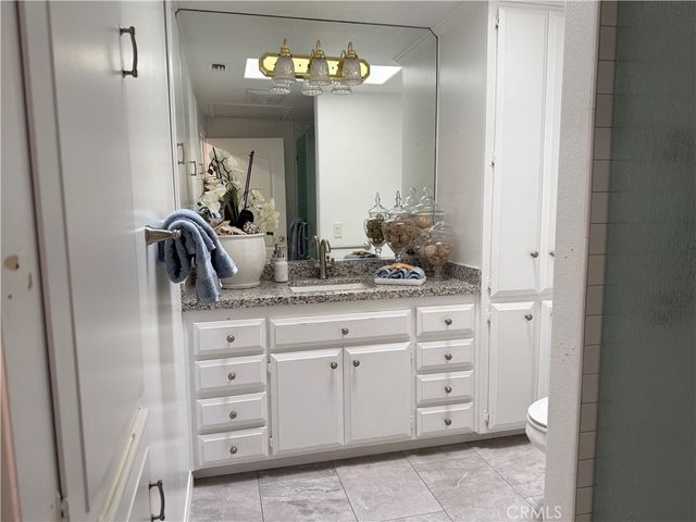 1330 Kenwood Rd M7-157F, Seal Beach, CA 90740