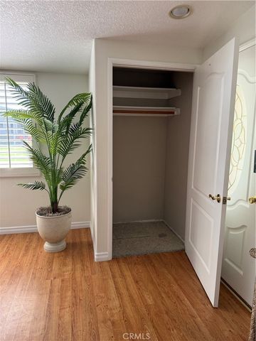 1330 Kenwood Rd M7-157F, Seal Beach, CA 90740